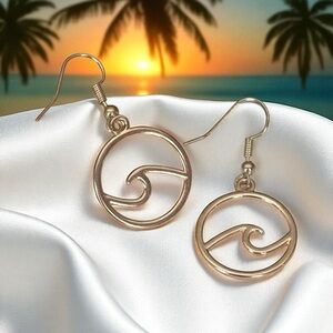 5 For $25💫Golden Ocean Wave Dangles Earrings